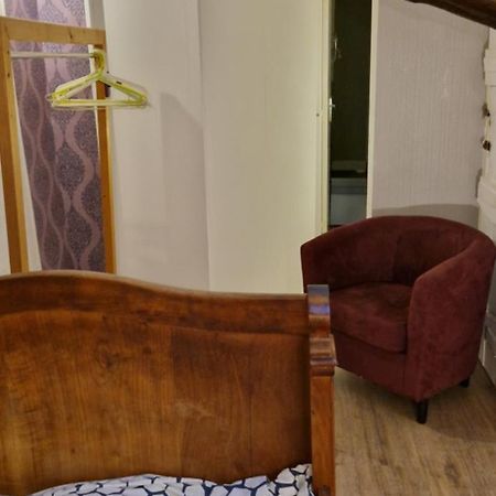L'Ancienne Forge - A Stylish Medieval Holiday Home Confolens Zewnętrze zdjęcie